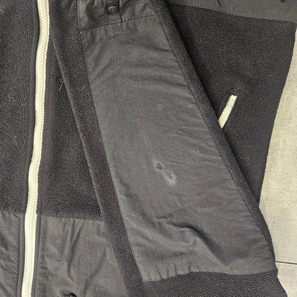 The North Face Mens Retro Denali Polartec Fleece Jacket Black‎ Large